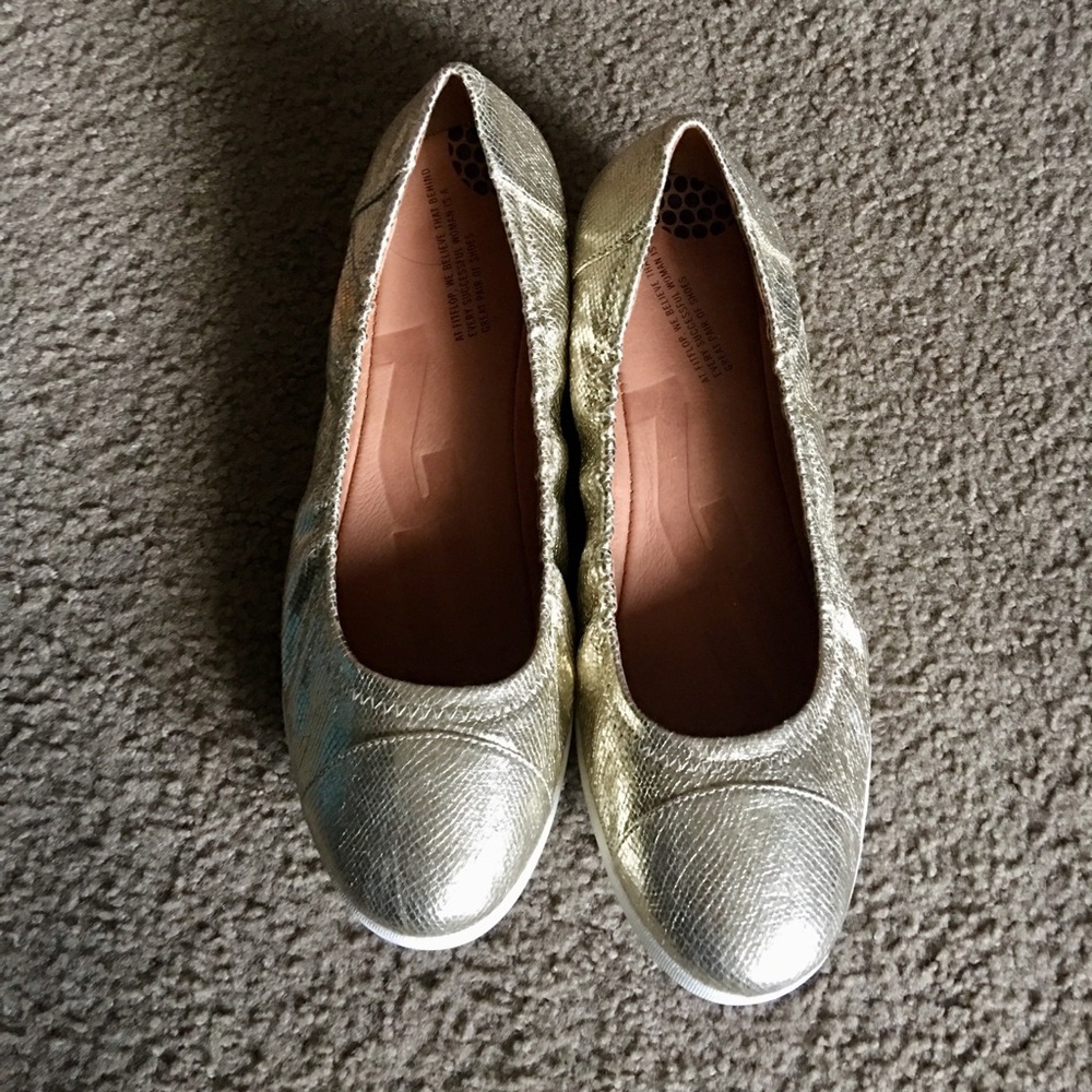 Women’s Shoes